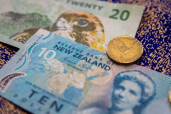 ドル 円 ニュージーランド ニュージーランド・ドル(NZD) へ